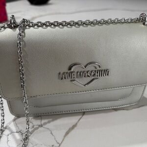 Love moschino bag